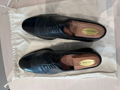 Men's Salvatore Ferragamo Limited Edition Black Leather Shoes, Size 7