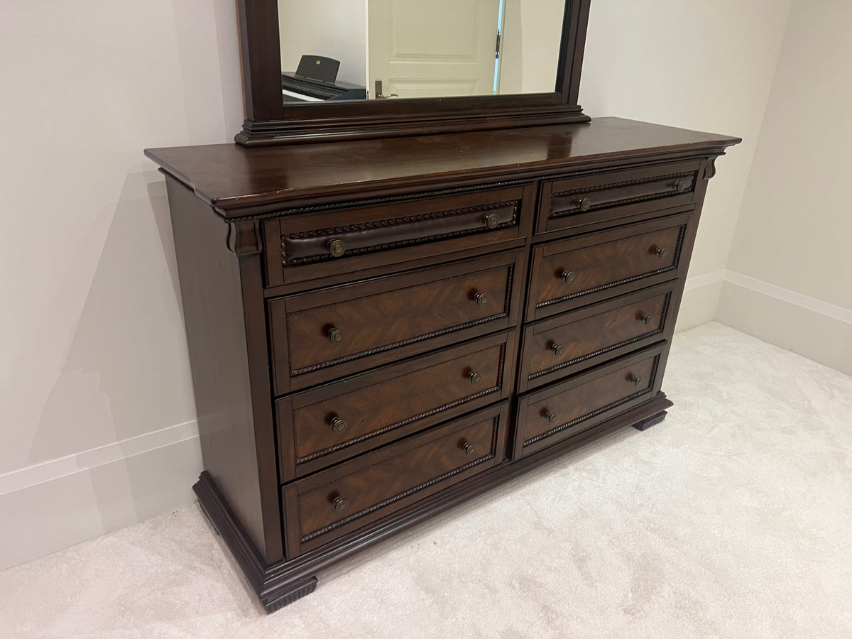 Legends Furniture Franklin Dresser with Mirror