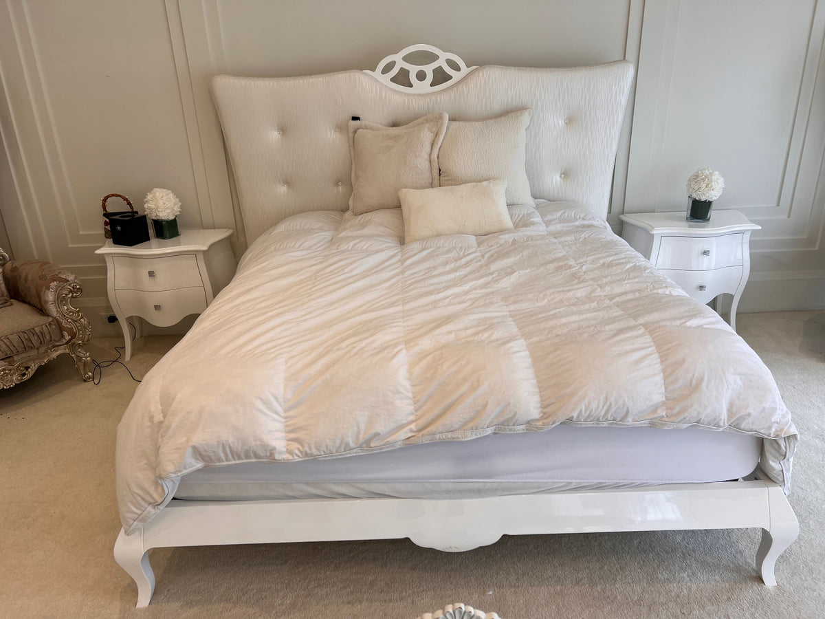 White Upholstered King Bed with Glossy Lacquered Frame