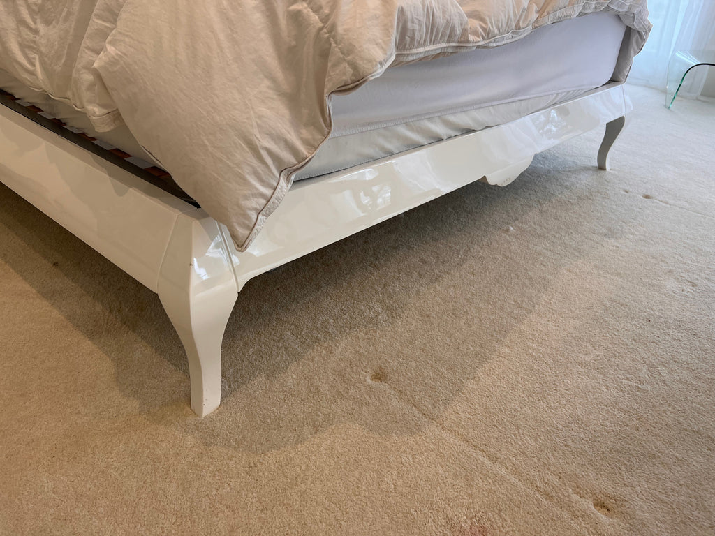 White Upholstered King Bed with Glossy Lacquered Frame