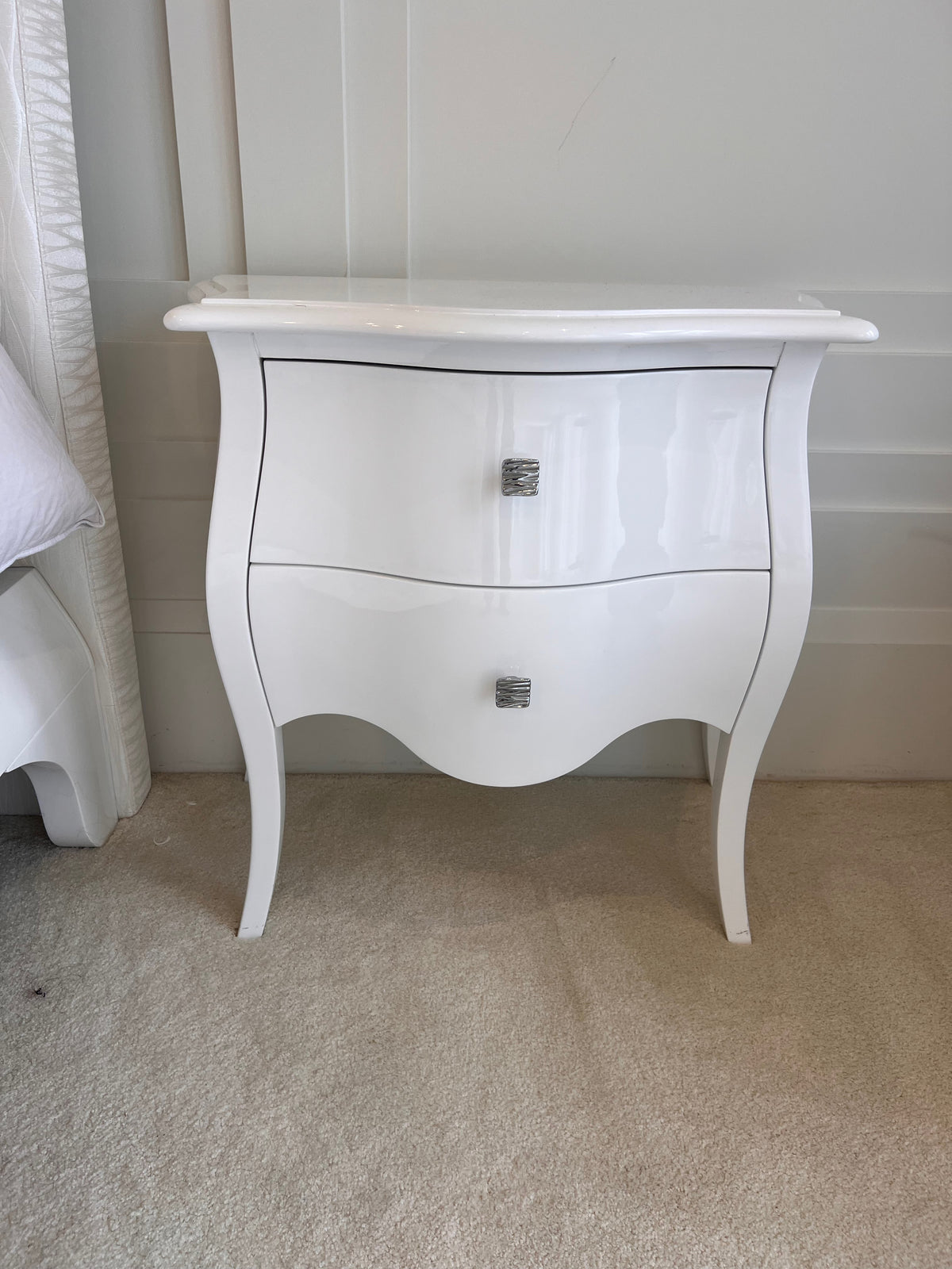 Pair of White Glossy Lacquered Nightstands