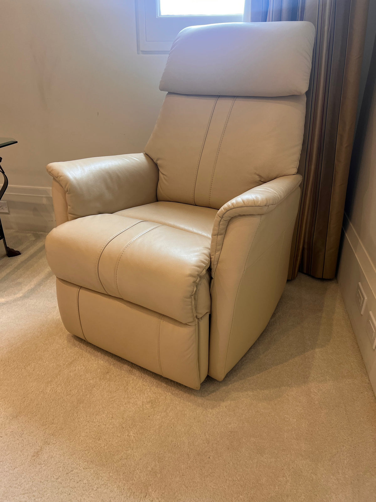 Beige/Cream Leather Recliner
