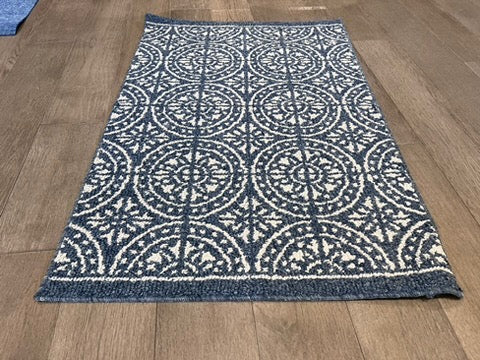Mohawk Home Blue & White Area Rug 45"x30"