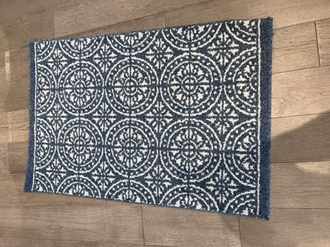 Mohawk Home Blue & White Area Rug 45"x30"
