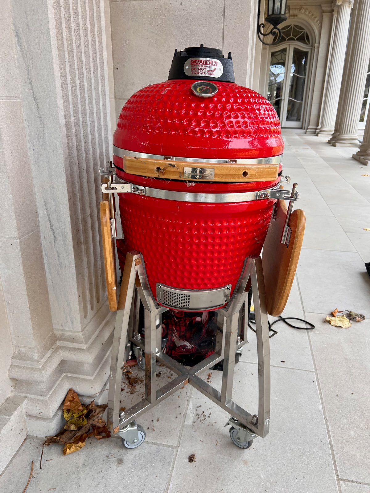 London Sunshine The Original Series - 18” Ceramic Kamado Charcoal BBQ Smoker- LIKE NEW! (*retail $1,428)