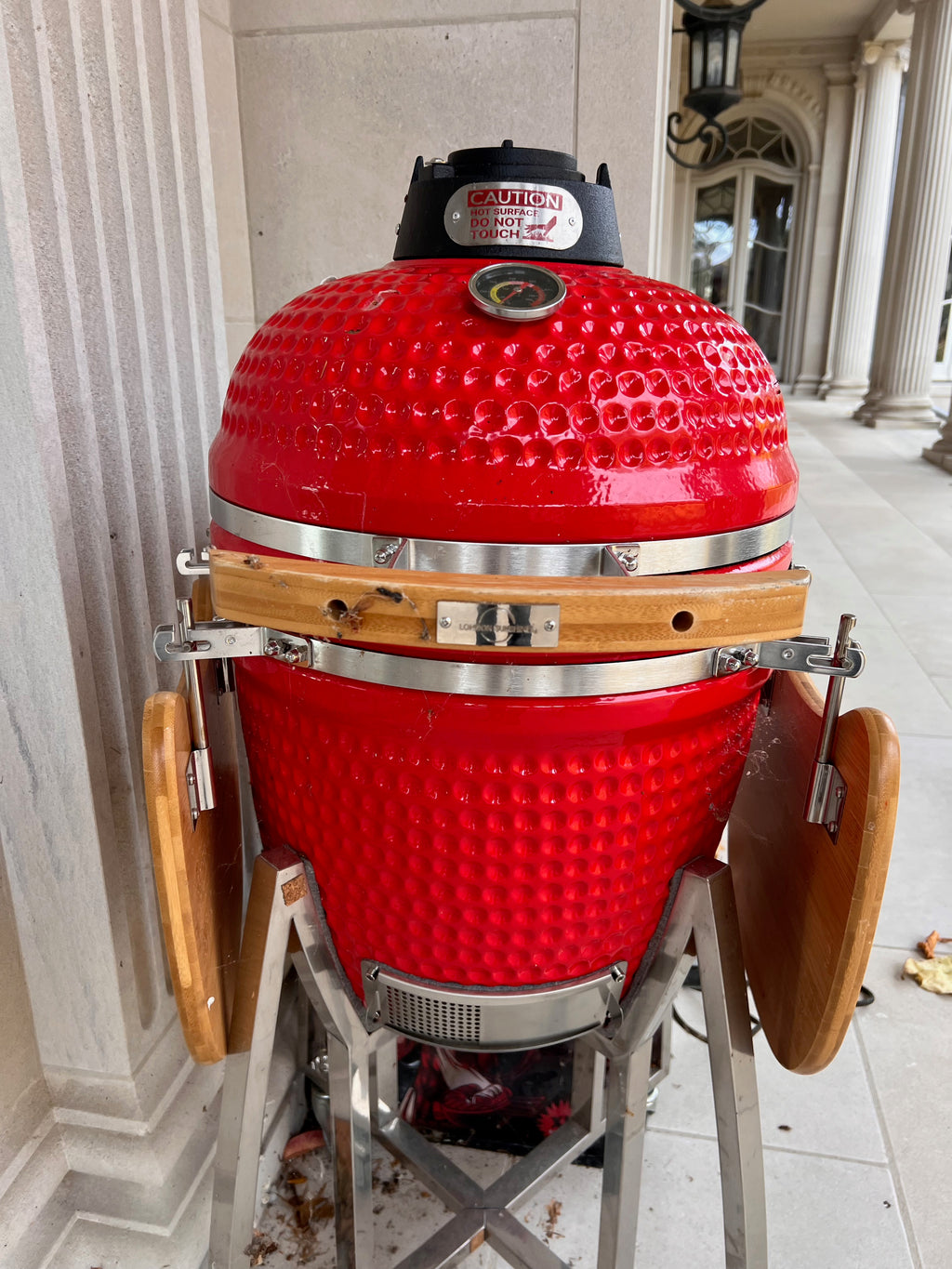 London Sunshine The Original Series - 18” Ceramic Kamado Charcoal BBQ Smoker- LIKE NEW! (*retail $1,428)