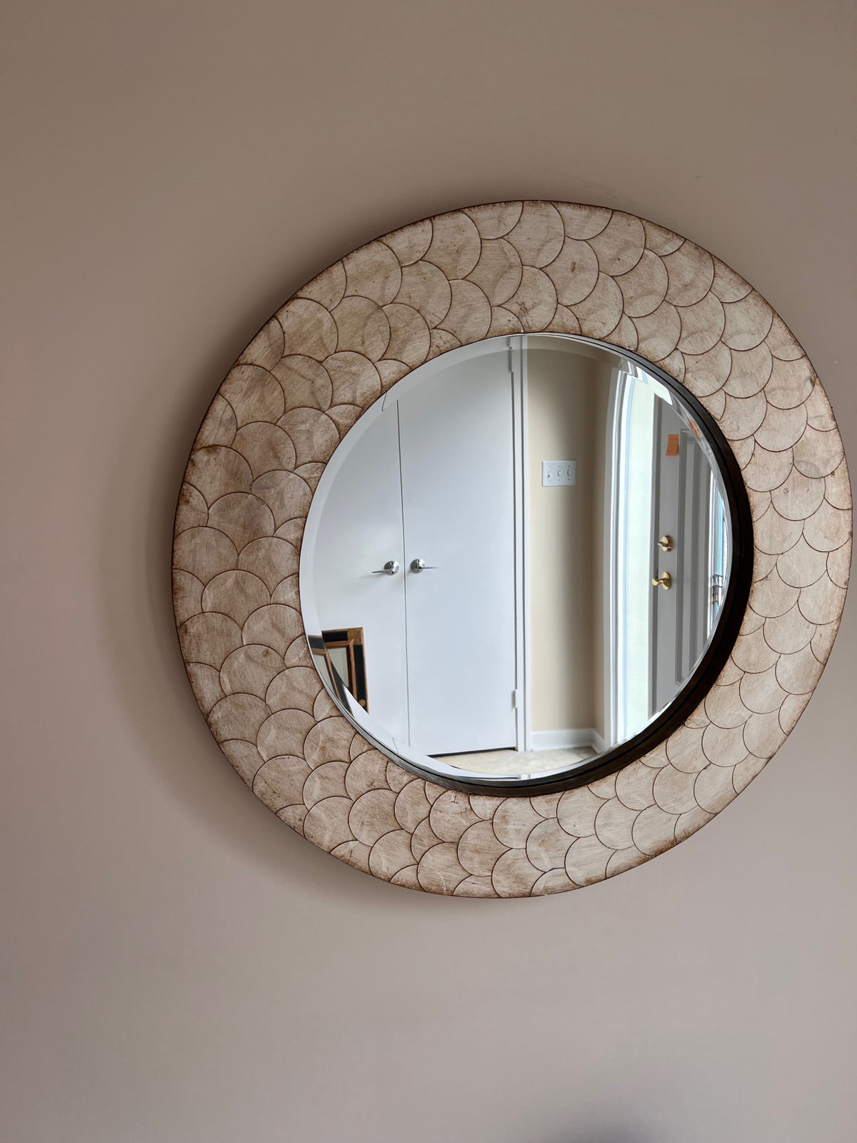 Howard Elliott Collection 14290 Camelot Mirror (*retail $698)