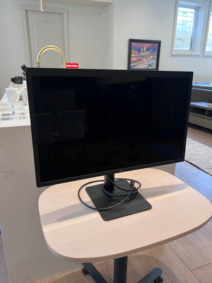 LG 27MD5KA 27" UltraFine 5K Monitor (*retail $1,800)