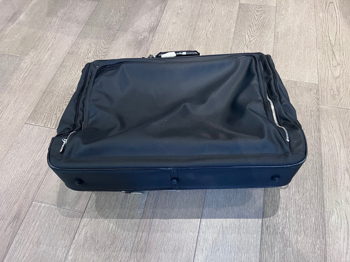 LOUIS VUITTON BLACK TAIGA LEATHER AND NYLON GARMENT BAG