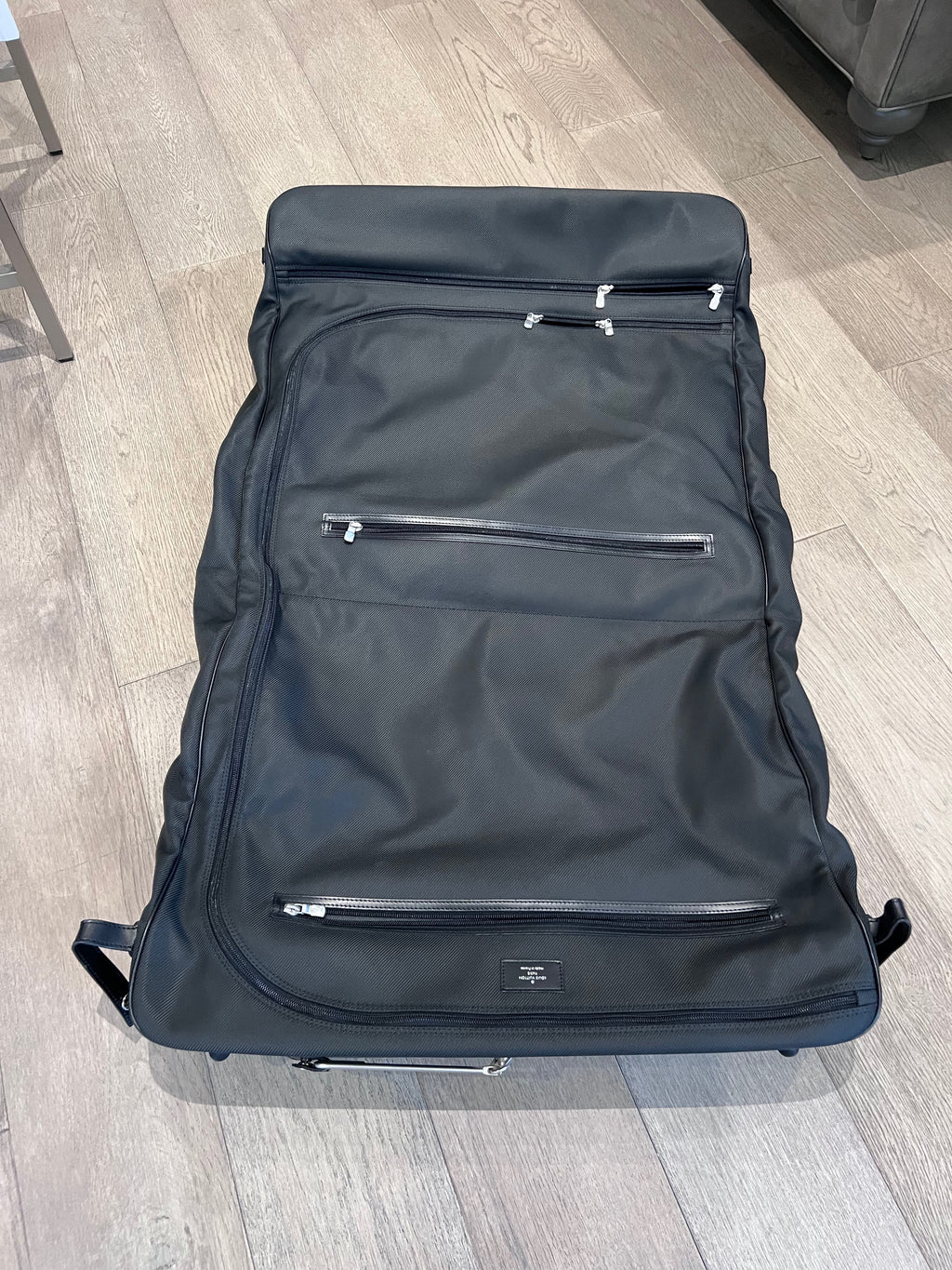 LOUIS VUITTON BLACK TAIGA LEATHER AND NYLON GARMENT BAG