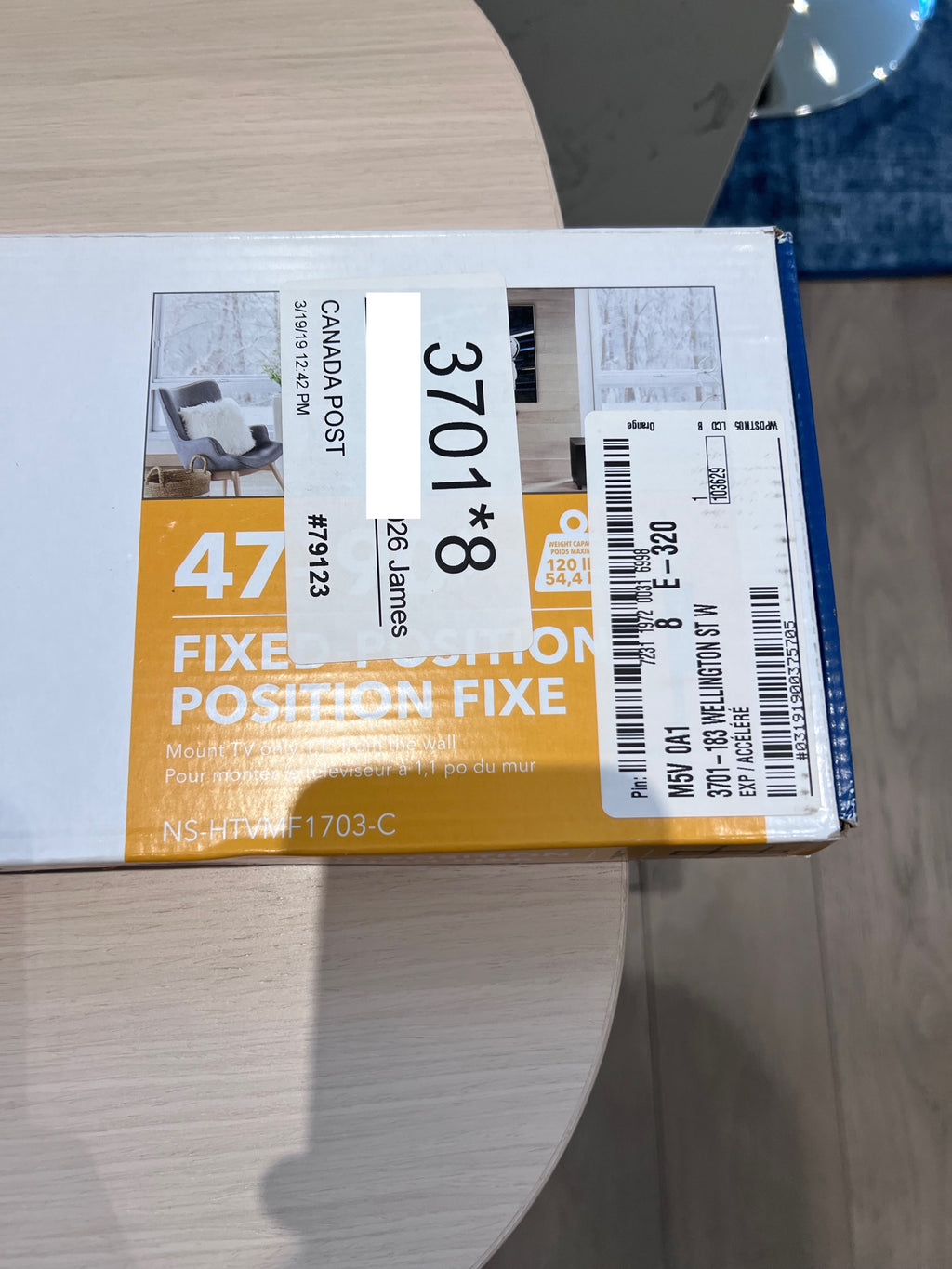 BRAND NEW Insignia 47" - 90" Fixed Position TV Wall Mount
