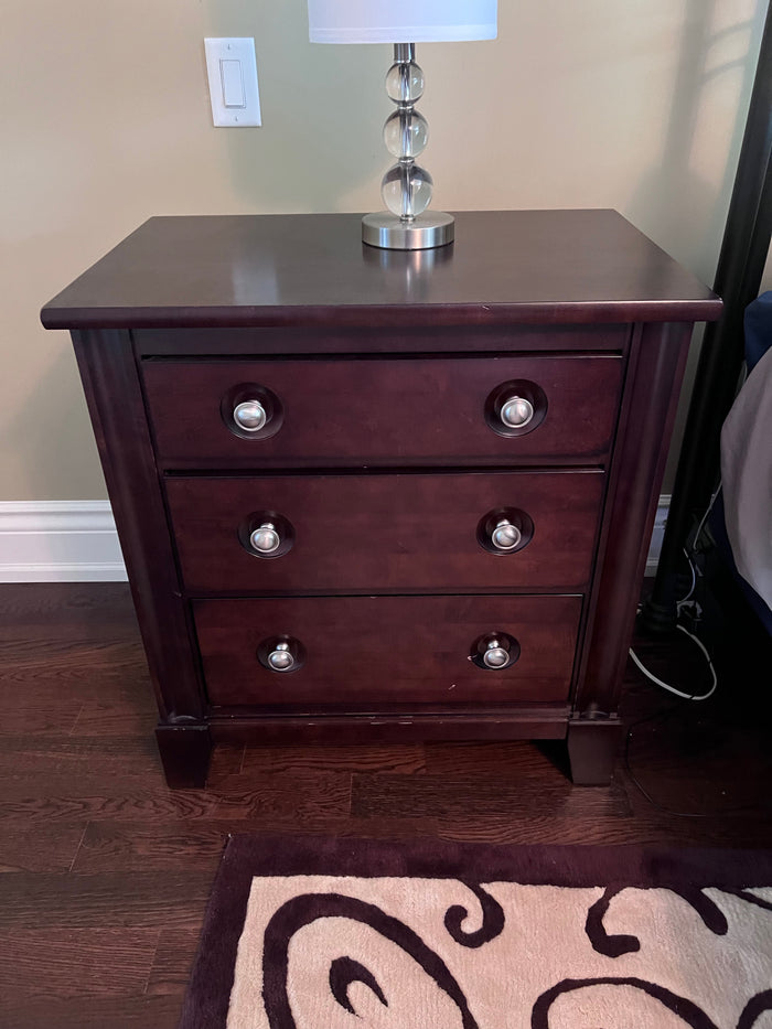 Pair of Durham Furniture Nightstands