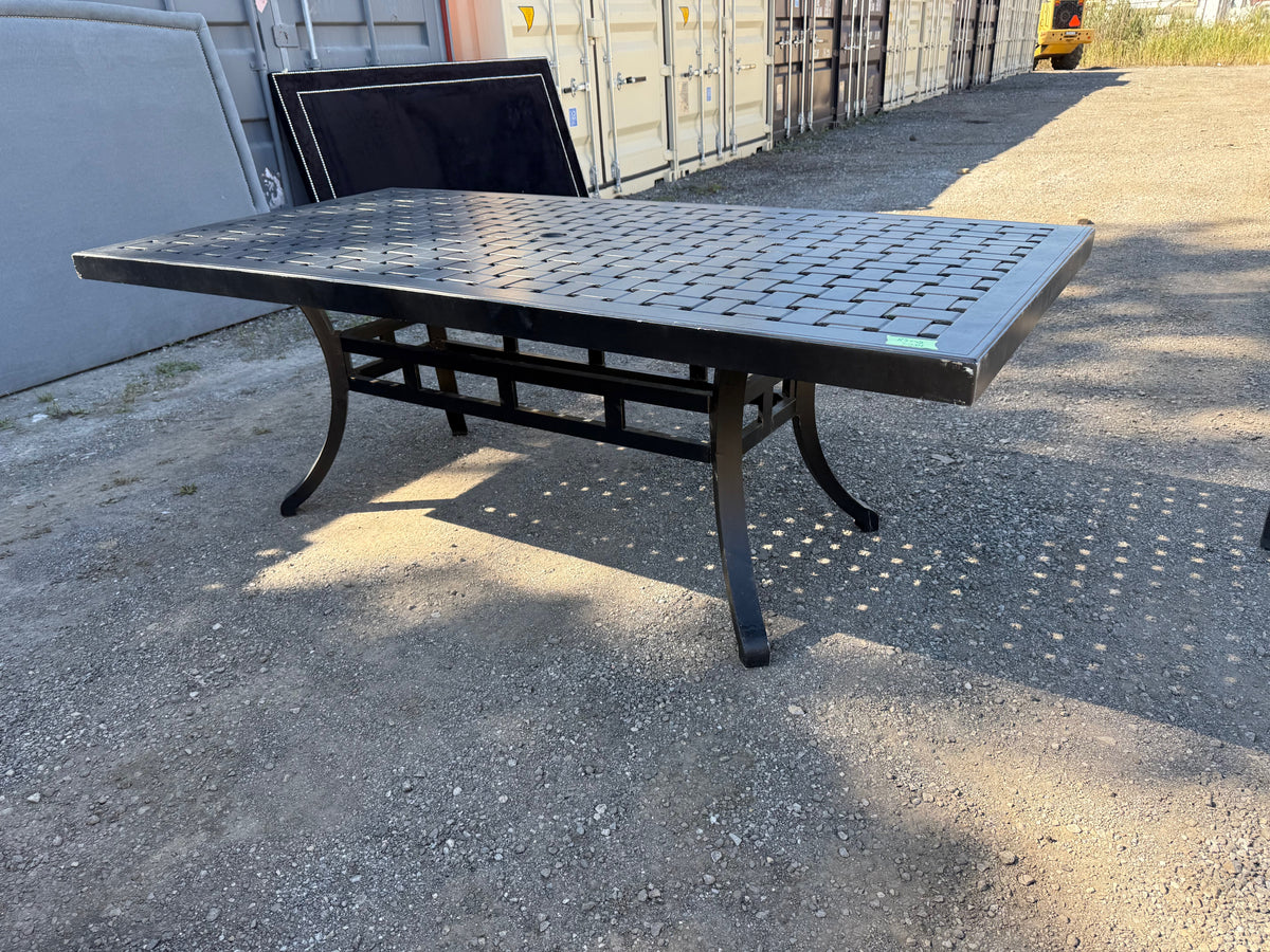 Cast Aluminum Patio Table