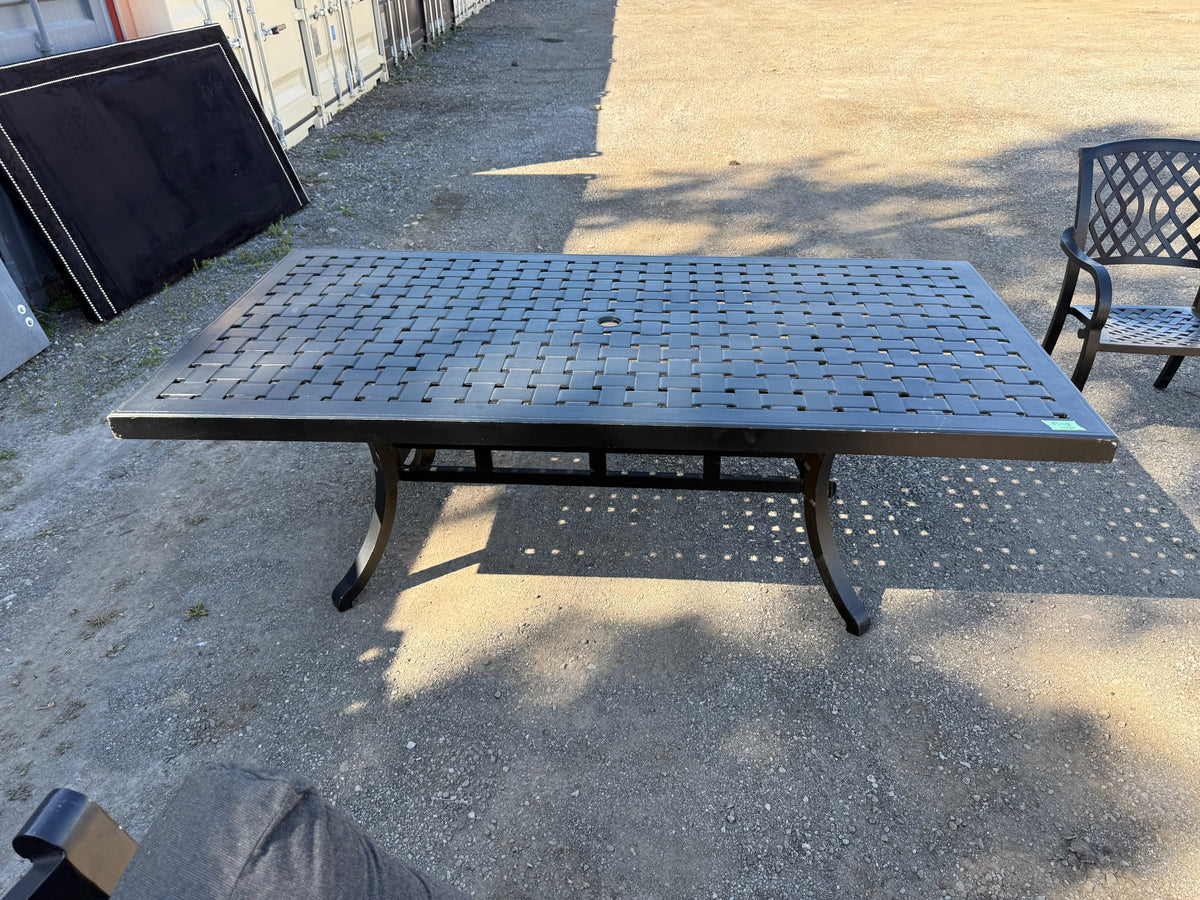 Cast Aluminum Patio Table