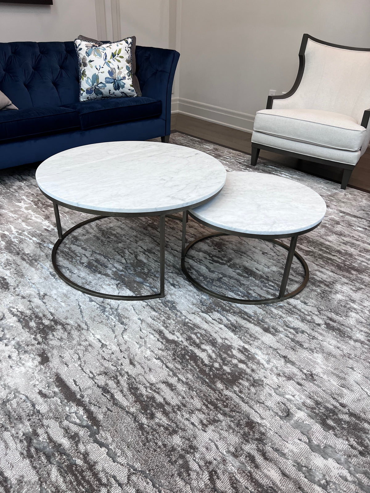 Ethan Allen Bayliss Round Marble Top Nesting Coffee Tables (*retail $4,592)