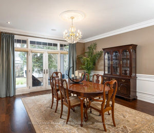 Universal Furniture Dining Table + 6 Chairs