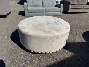 Grey/Beige Round Tufted Ottoman