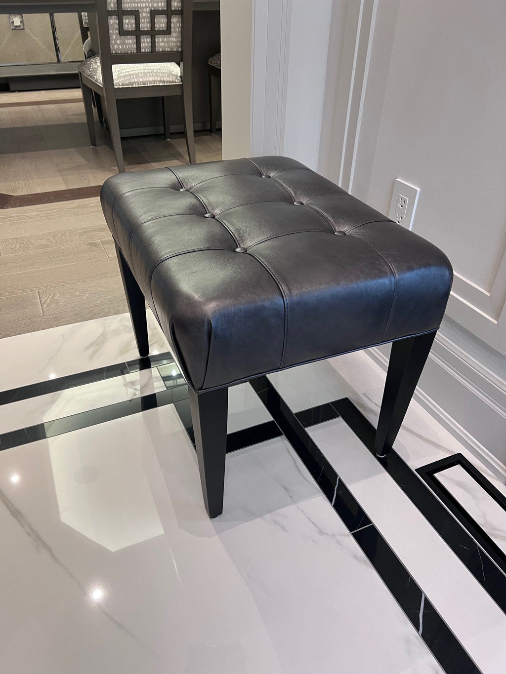 Ethan Allen Harbor Leather Tufted Wood-Base Bunching Ottoman, Lazaro Charcoal # 2 (*retail $1,072)