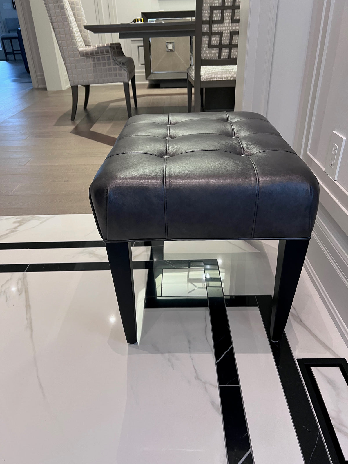 Ethan Allen Harbor Leather Tufted Wood-Base Bunching Ottoman, Lazaro Charcoal # 2 (*retail $1,072)