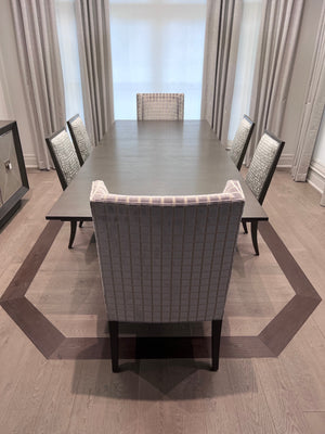 Ethan Allen Brycemoor Pedestal Table, 4 Grayson Dining Side Chairs, 2 Yves Dining Armchairs (*retail $14,640)