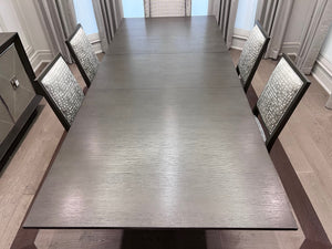 Ethan Allen Brycemoor Pedestal Table, 4 Grayson Dining Side Chairs, 2 Yves Dining Armchairs (*retail $14,640)
