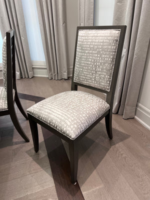 Ethan Allen Brycemoor Pedestal Table, 4 Grayson Dining Side Chairs, 2 Yves Dining Armchairs (*retail $14,640)