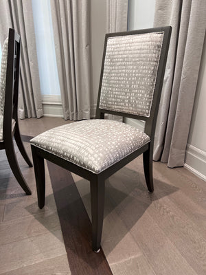Ethan Allen Brycemoor Pedestal Table, 4 Grayson Dining Side Chairs, 2 Yves Dining Armchairs (*retail $14,640)