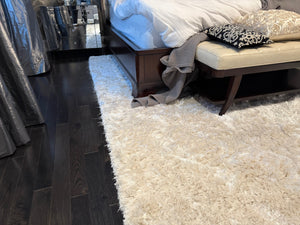ELTE White Shag Rug - 9x12ft