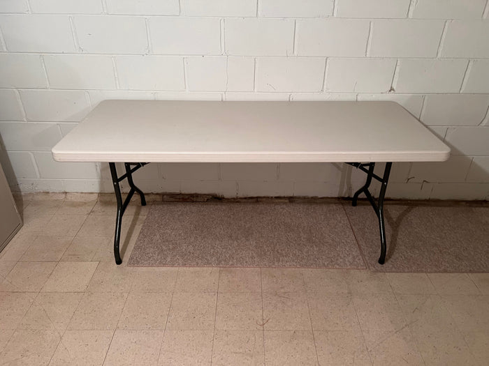 6ft Plastic Folding Table (*2 available- sold individually- select quantity)