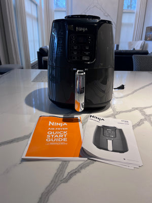 Ninja AF100 4-Quart Air Fryer (*like-new)