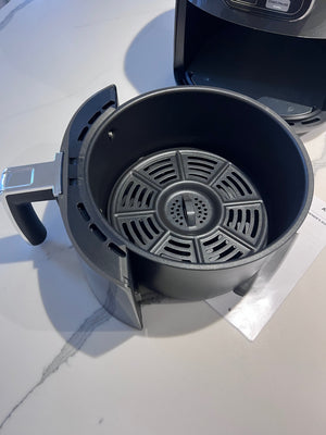 Ninja AF100 4-Quart Air Fryer (*like-new)