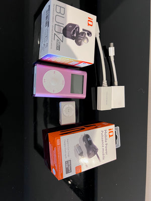 Miscellaneous iPod, Earbuds, Cords Lot