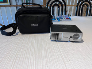 InFocus IN1102 Ultra Mobile Widescreen DLP Projector (Projector Screen Included)