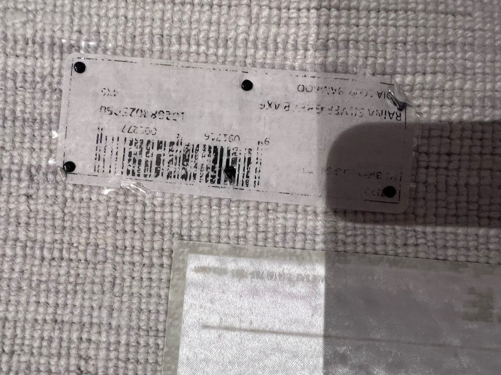 ELTE 100% Bamboo Silk, Raina Silver Grey Rug 4x6 (*retail $875)