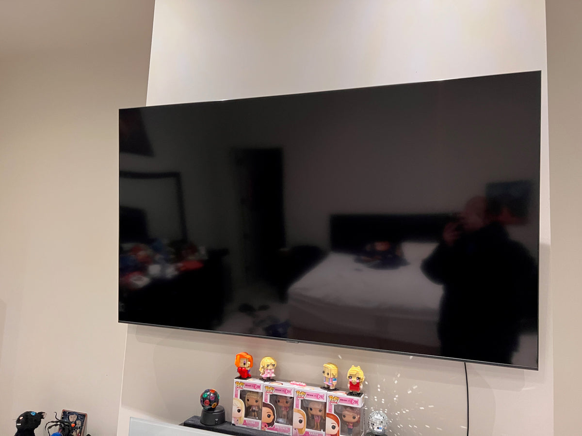 Samsung UN70TU7000BXZC 70" Smart 4K UHD TV