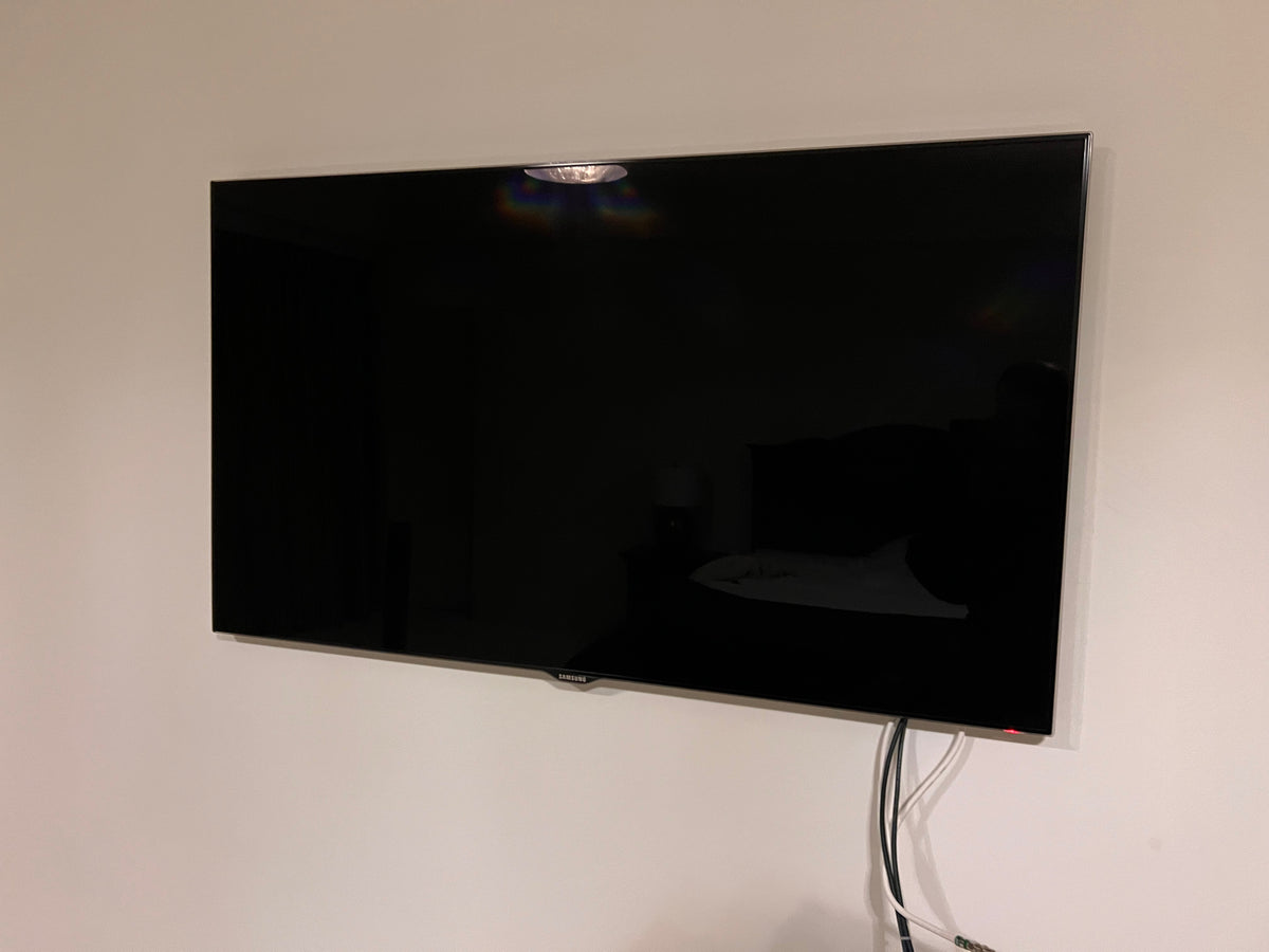 Samsung UN55ES7100 55" LED HD Smart 3DTV (*3 available- sold individually- select quantity)