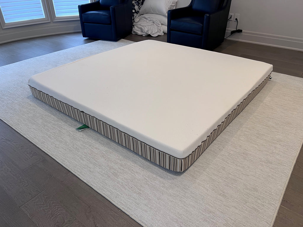 Essentia Dormeuse Fior Contour Organic Mattress, King (*retail $10,000)