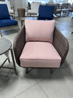 2 Wicker Club Chairs + Side Side Table