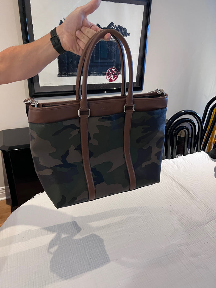 Coach camo tote hotsell