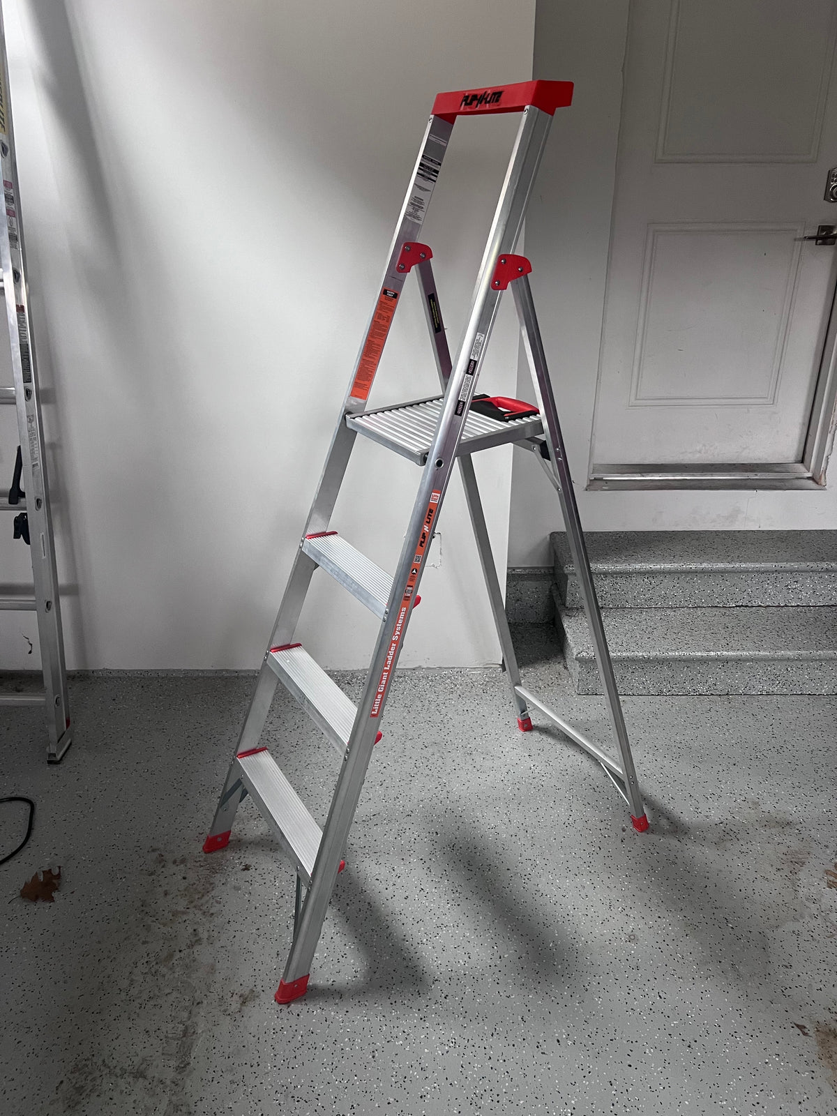 *LIKE NEW Little Giant Flip-N-Lite Aluminum Platform Step Ladder - 6'ft - 15270-001 (*retail $290)