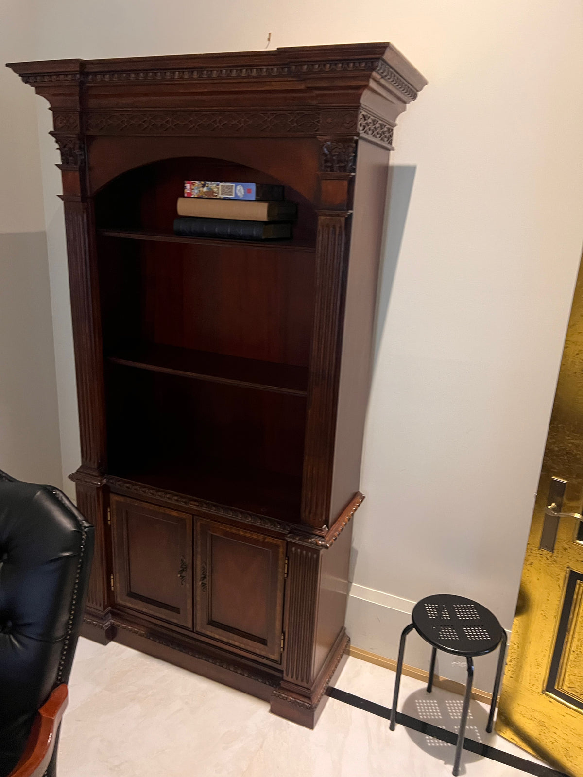 Universal Furniture Single Executive Bookcase