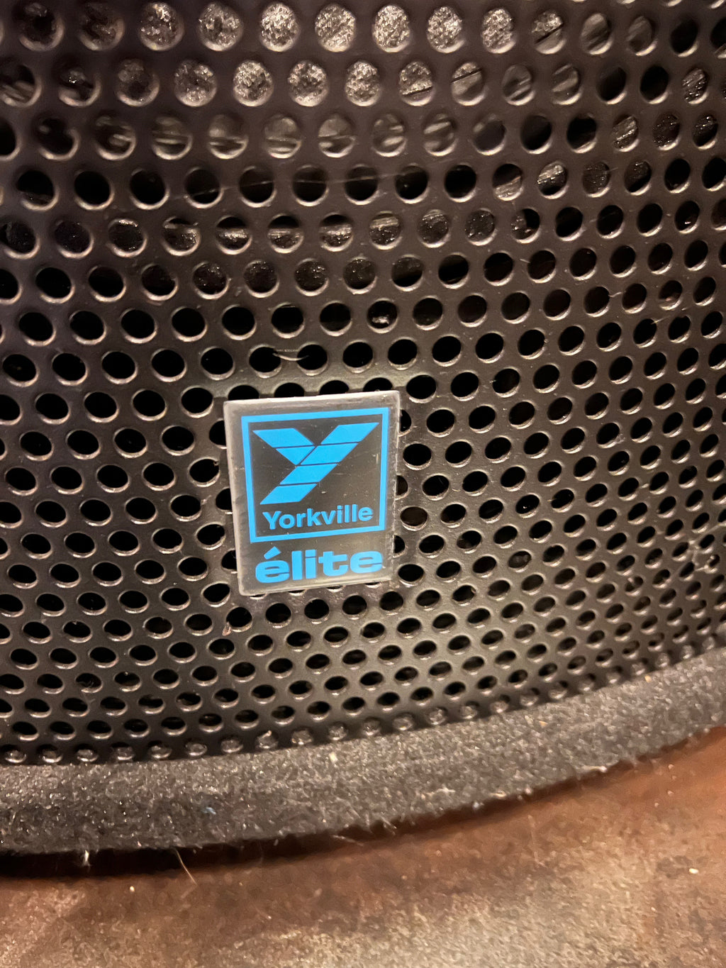 Yorkville Sound LS720P Elite Series Powered Subwoofer, 720 Watts (*retail $1,050)