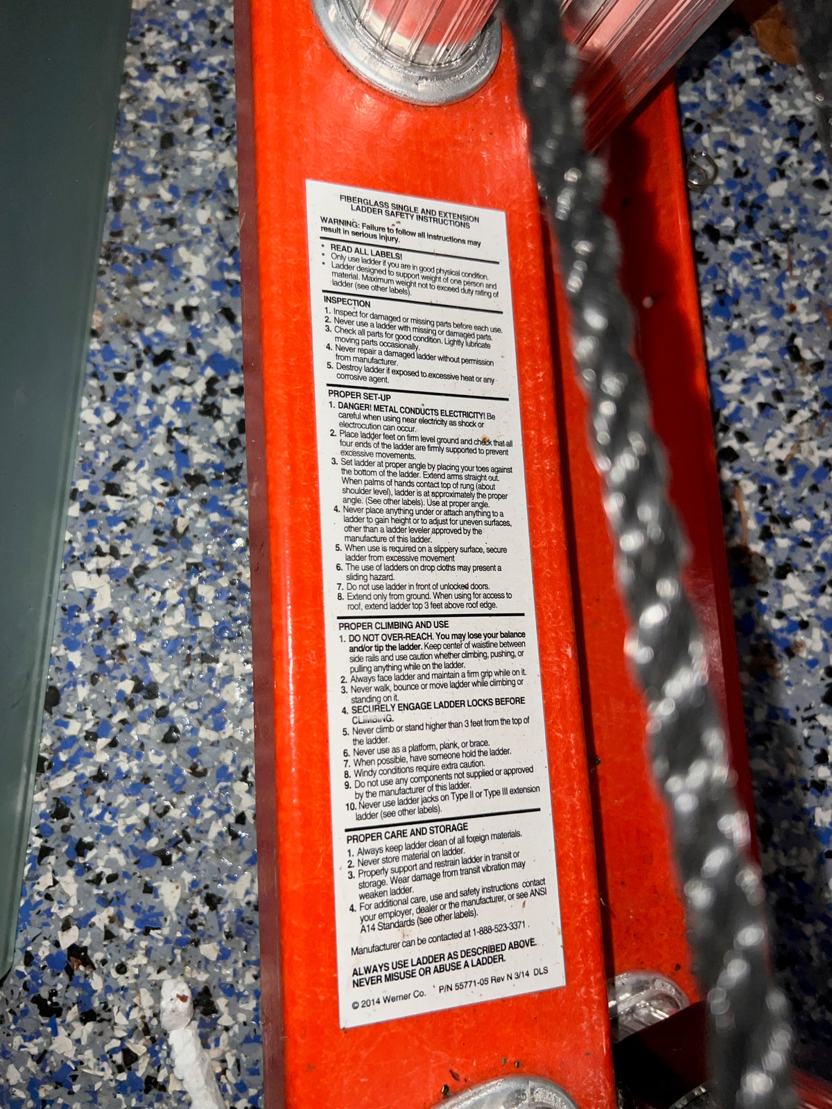 Louisville Ladder Extendable 24-Foot Fiberglass Ladder