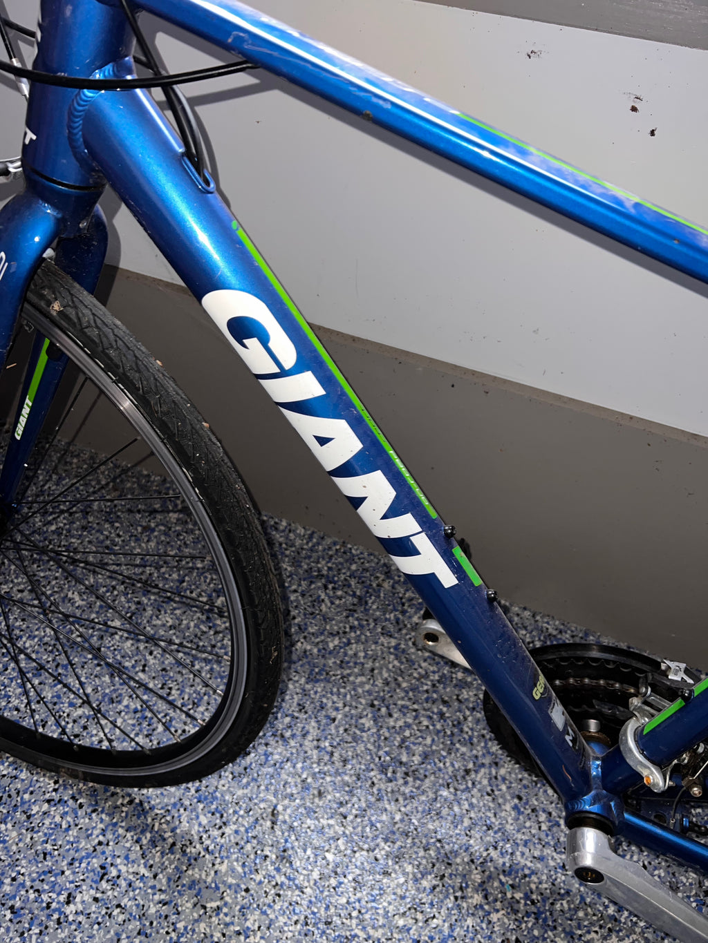 Giant Escape 3 (On-Road Sport) Bike