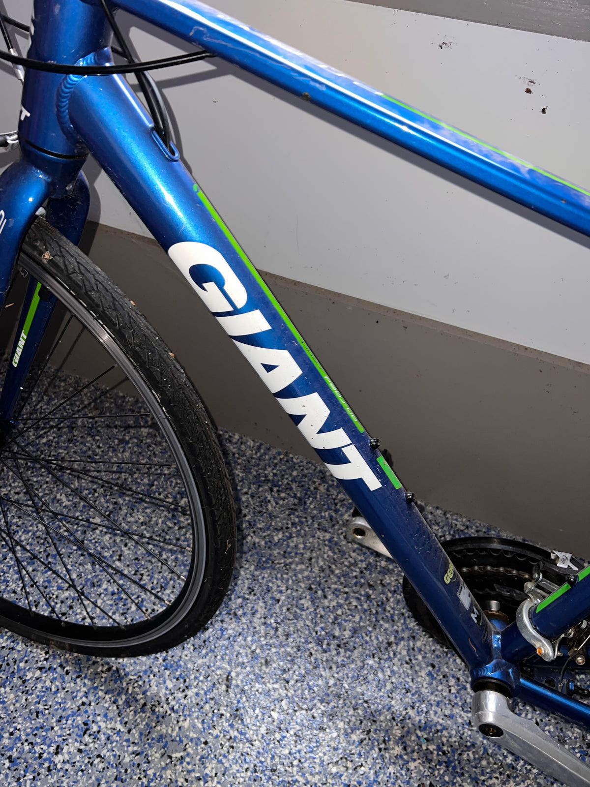 Giant Escape 3 (On-Road Sport) Bike