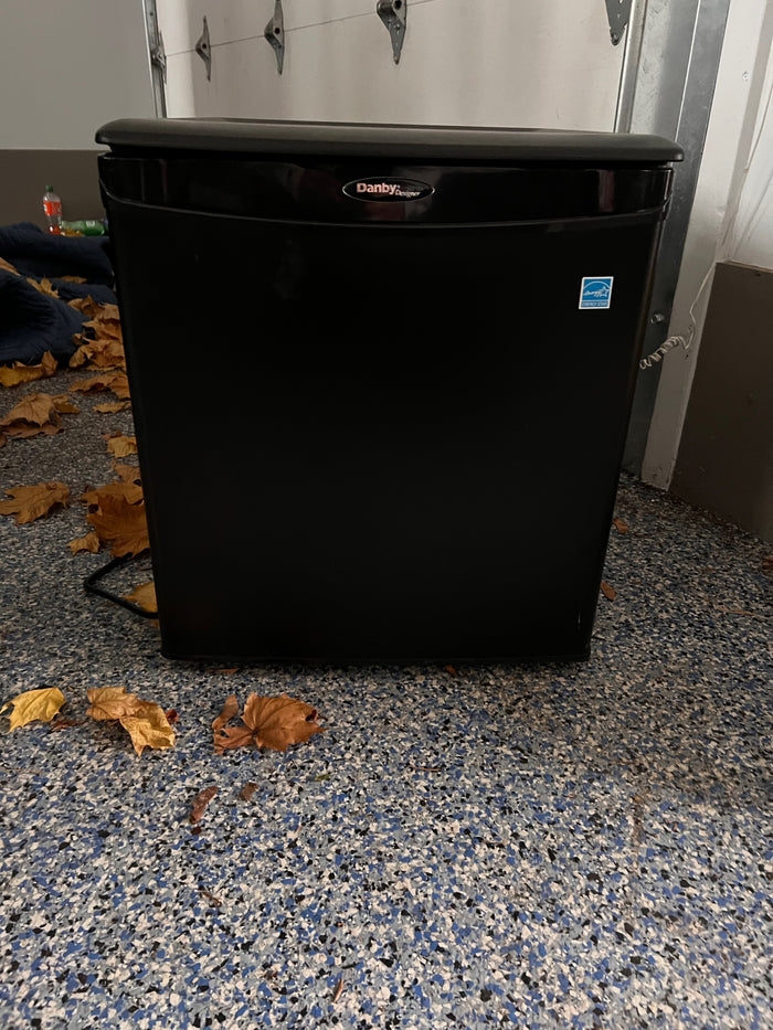 Danby DAR195BL 1.8 cu ft Compact Refrigerator