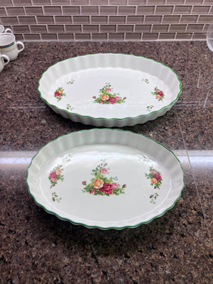 2 Royal Albert Old Country Roses Oval Baking Dishes