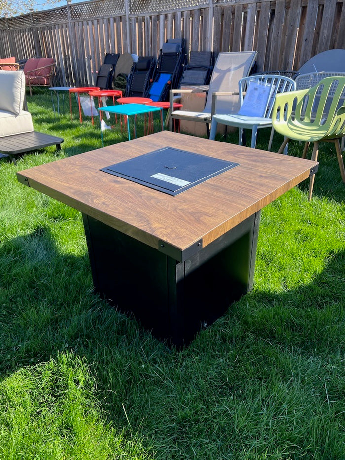 Square Faux Wood Top Steel Propane Gas Fire Table