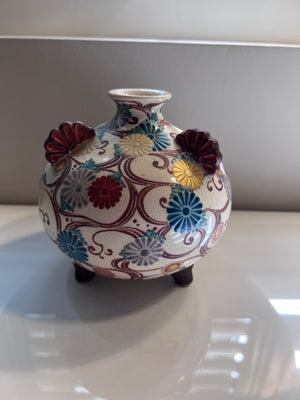 Satsuma Tripod Vase, Meiji Period