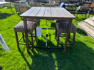 Bar Table + 4 Wicker Stools